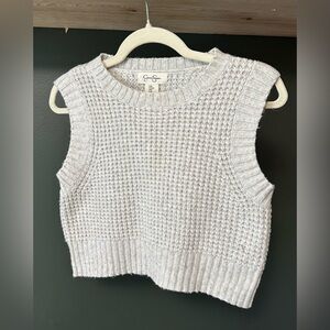 Jessica Simpson Cropped Cream Textured Knit Sleeveless V-Neck Vest